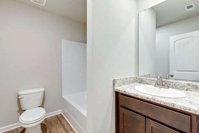 Building Photo - *** COMING SOON! ***  Spacious & Stylish 5...