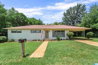 Building Photo - 9 Rhonda Dr