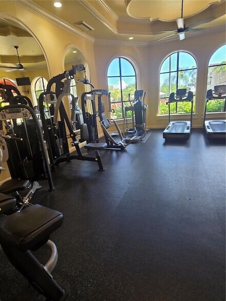 Building Photo - 2732 Via Murano