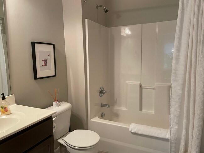 Building Photo - 844 Horton Rd