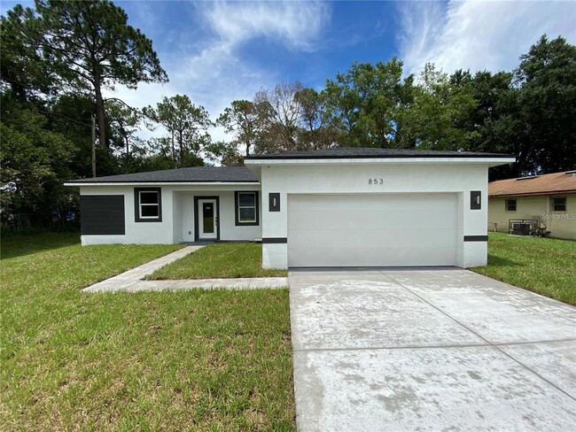 Primary Photo - 853 Trina Ln