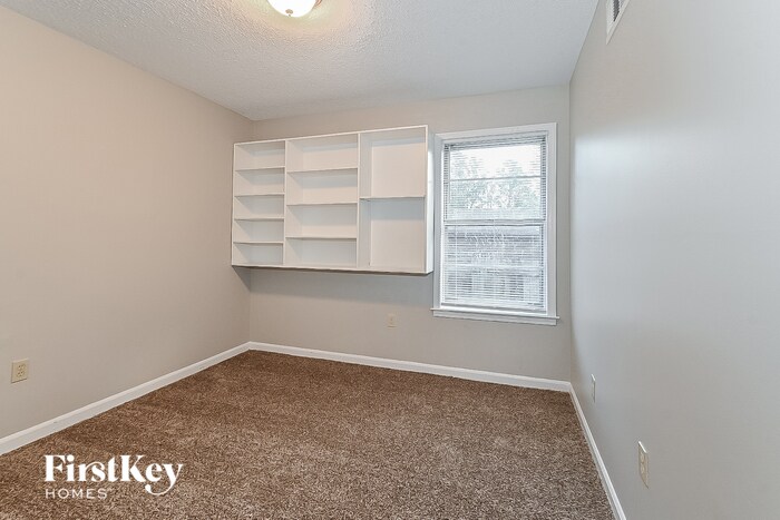 Building Photo - 4505 Laird Dr