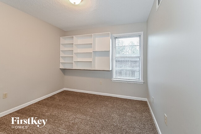 Building Photo - 4505 Laird Dr