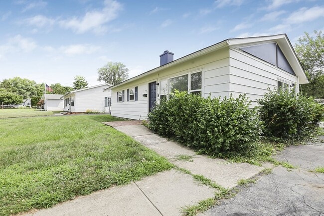 Building Photo - Cozy Ranch Home 30 Night Min Quiet Reynoldsburg