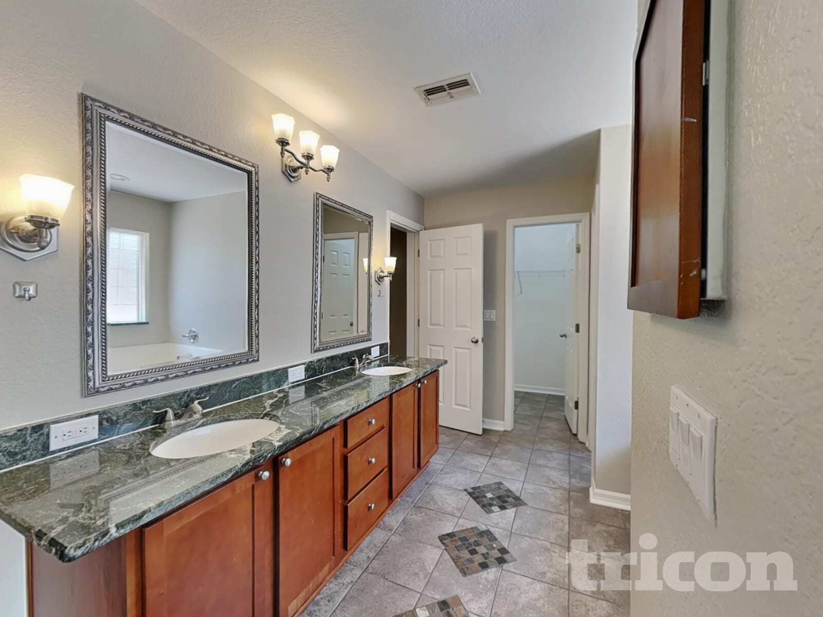 Building Photo - 10564 Noddy Tern Rd