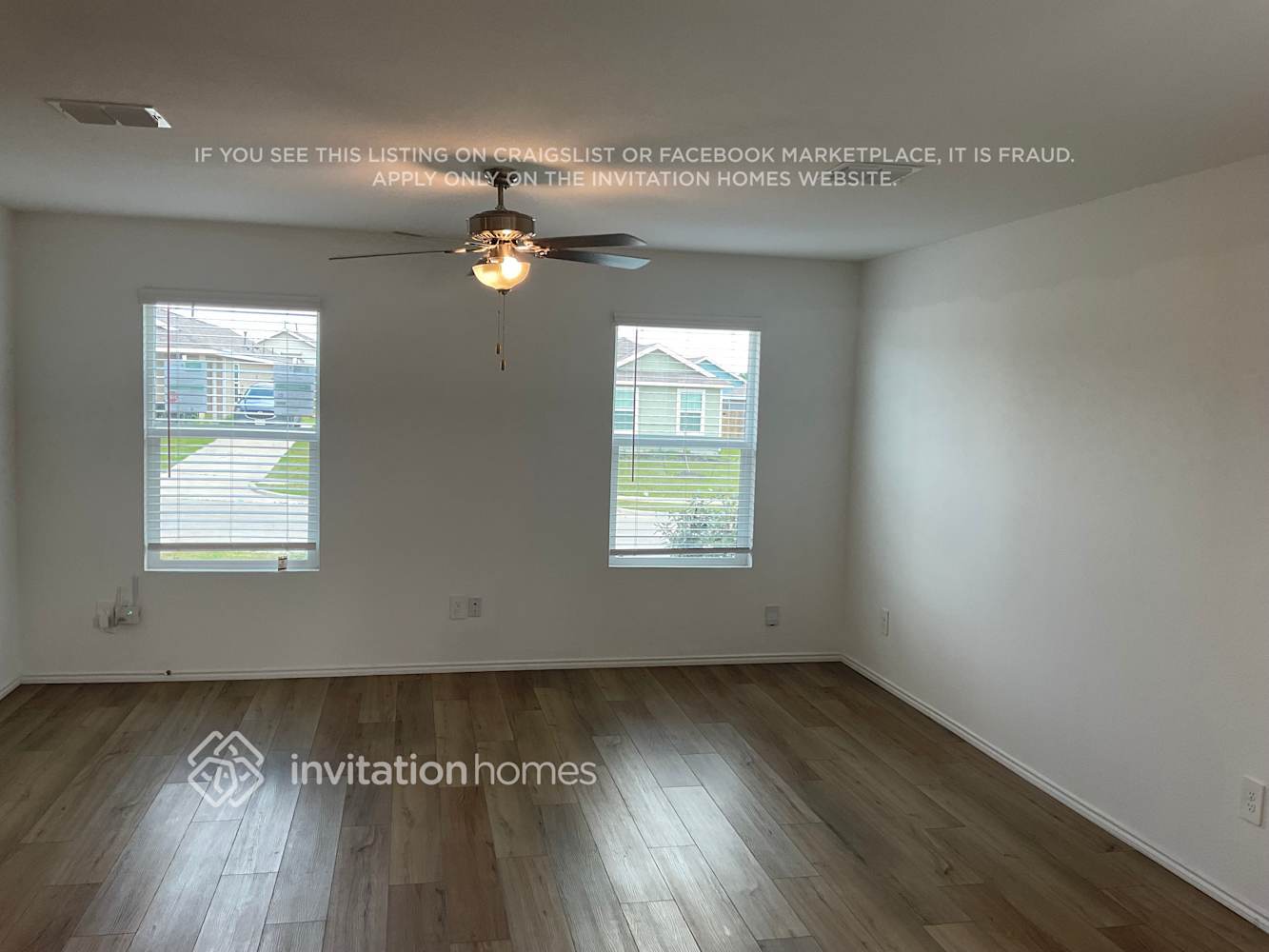 Building Photo - 3220 Crestone Dr