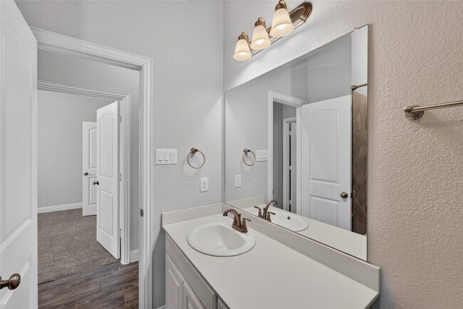 Building Photo - 2819 Diamondback Dr