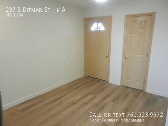 Building Photo - 237 S Ditmar St