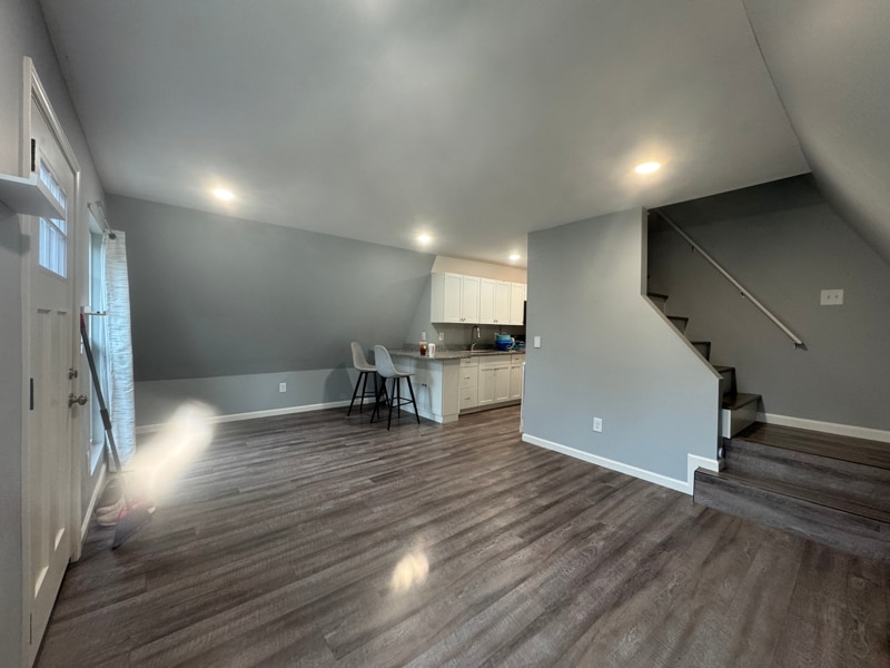 Building Photo - 351 Valley View Cir SE