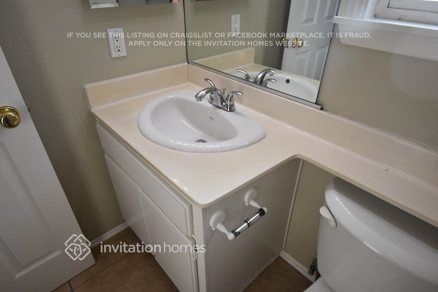 Building Photo - 3932 Merced River Rd