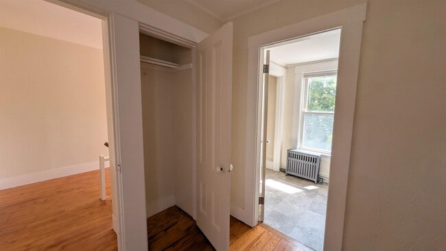 Building Photo - 126 Sullivan St