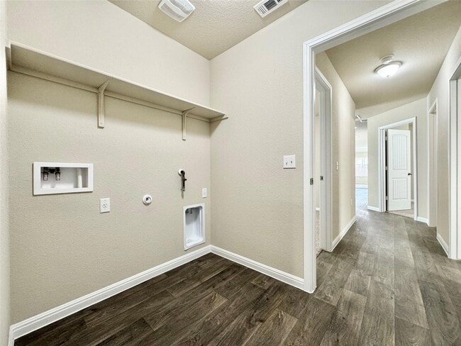 Building Photo - 224 Yoakum St