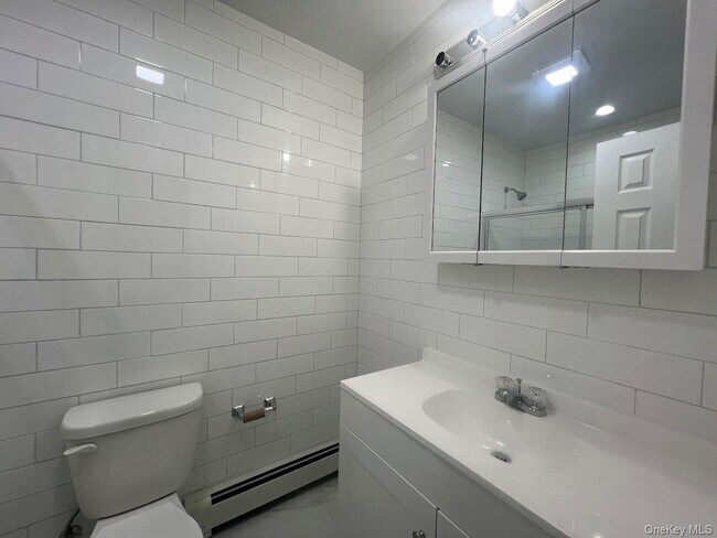 Building Photo - 48-32 59th St
