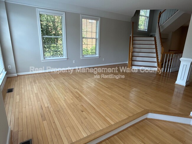 Building Photo - 1100 Kirkeenan Cir