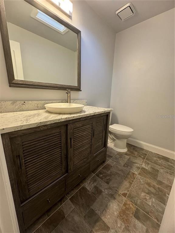 Building Photo - 140 Bridlewood Ln
