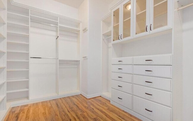 Building Photo - 14892 Aldea Dr N