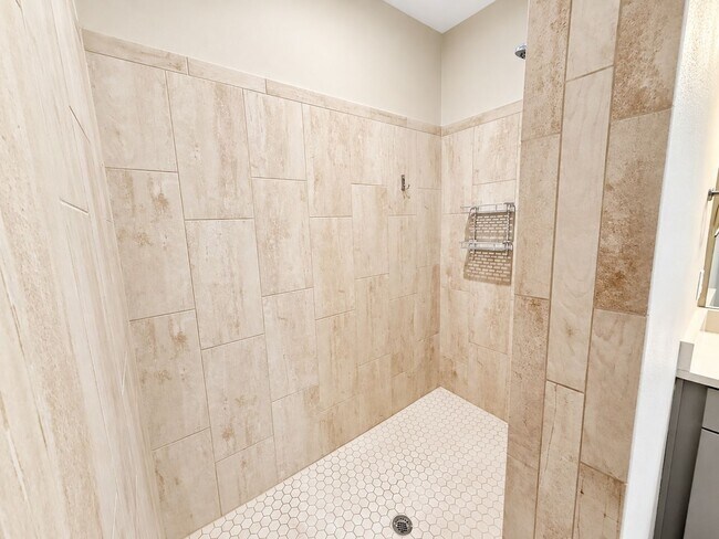 Building Photo - 5418 Silver Sun Dr
