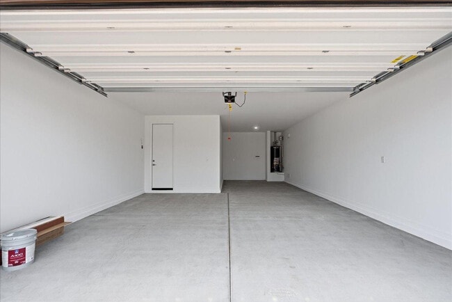 Building Photo - 25520 N 75th Ln