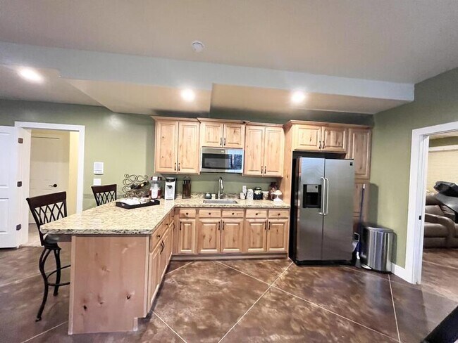 Building Photo - 2035 Quartzridge Dr