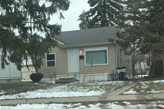 Building Photo - 2 Bed Ranch, newly rehabbed.