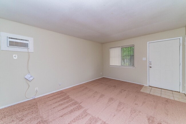 Building Photo - 1-Bedroom in North Point