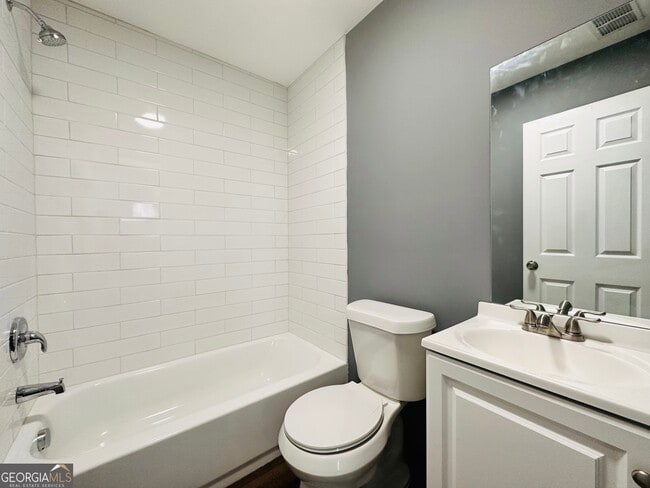 Building Photo - 459 Merrywood Dr
