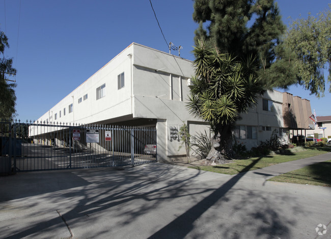 Building Photo - The Village Apartments