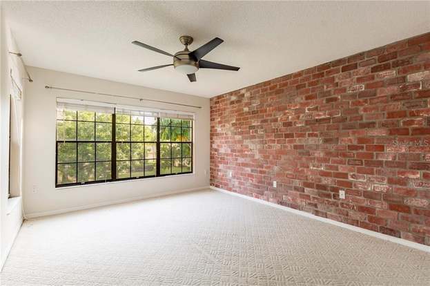 Building Photo - 2450 Heron Terrace