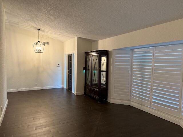 Building Photo - 1603 Hollyhock Rd