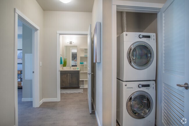 1BR, 1BA - 535 SF - Coburn Crossing