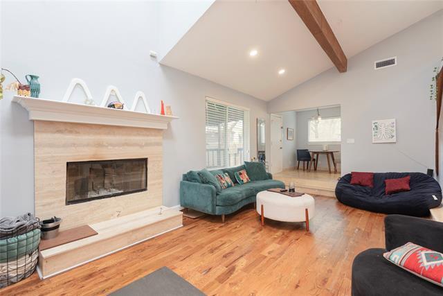 Building Photo - 9405 Pinewood Dr