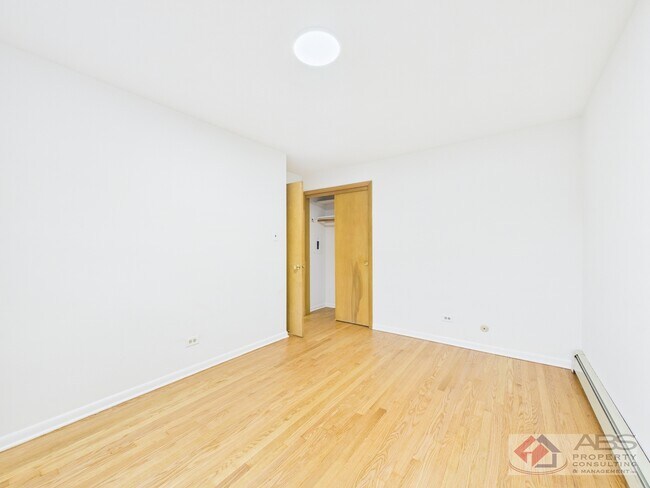 Building Photo - 11219 S Martin Luther King Dr