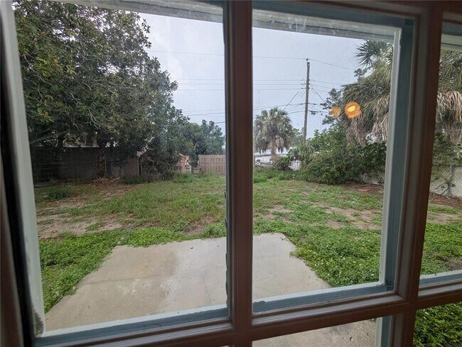 Building Photo - 1708 Bayshore Gardens Pkwy