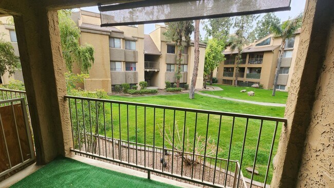 Building Photo - 2 Bedroom 2 Bathroom Hidden Shores Apartment
