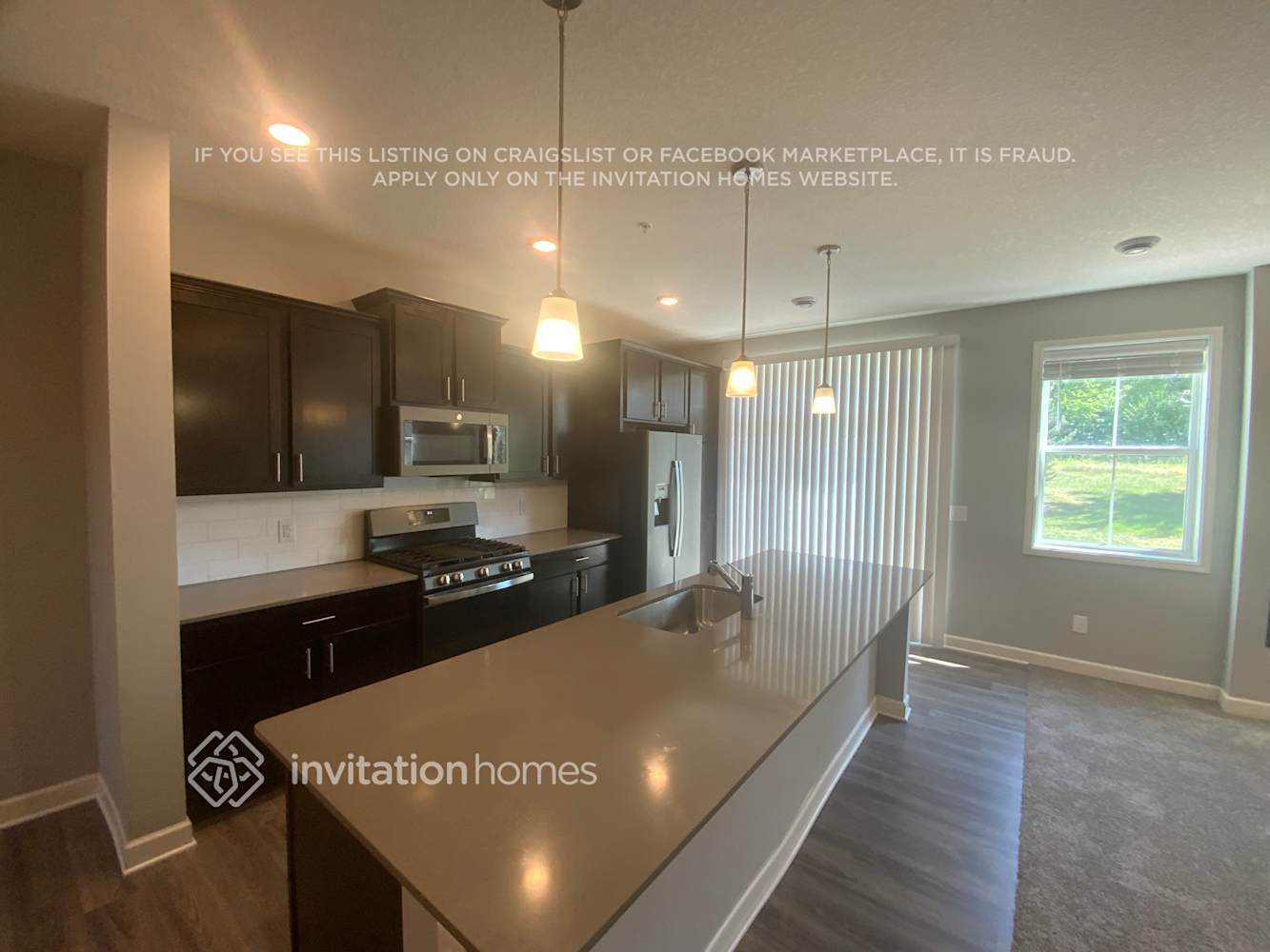Building Photo - 6486 Inspire Cir S