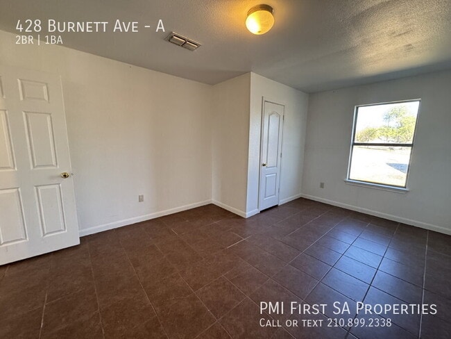 Building Photo - 428 Burnett Ave