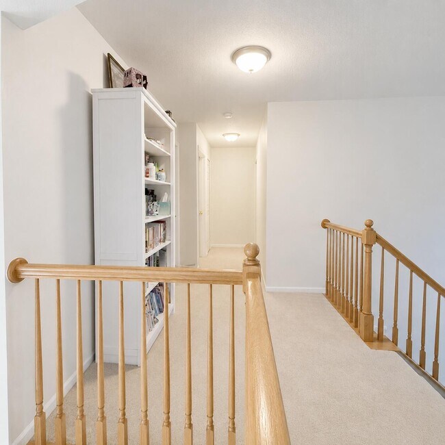 Building Photo - 4953 S Ridgeside Cir