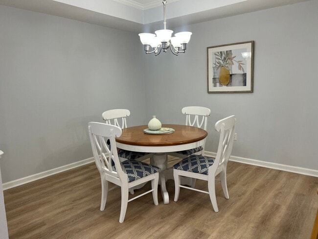Building Photo - Beautifully Updated 3-Bedroom in Bridgepointe