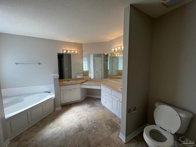 Building Photo - 5085 Terra Lake Cir