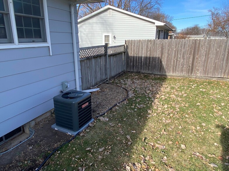 New Furnace and AC last week! - 305 NW Linden St