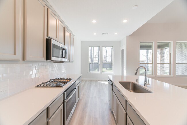Building Photo - 17138 Crimson Crest Dr