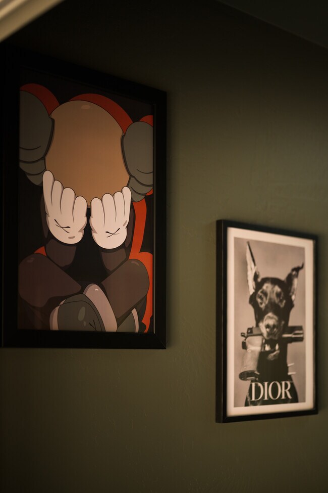 Building Photo - 2237 Lockwood Dr