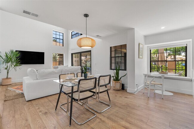 Building Photo - 376 Prestwick Cir