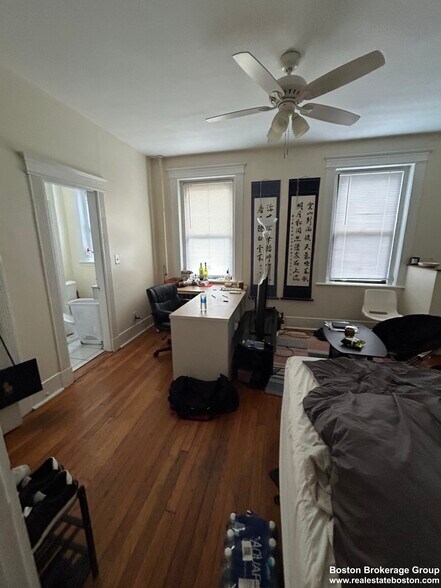 Building Photo - 39 Hemenway St