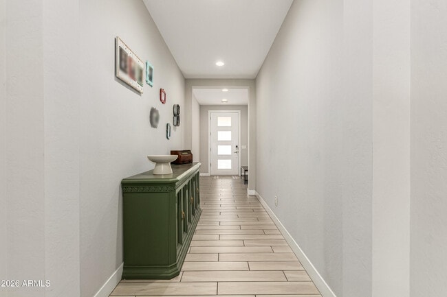 Building Photo - 6974 W Spur Dr