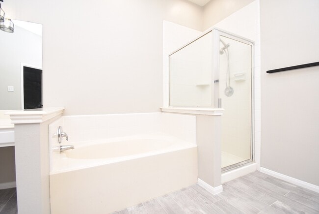 Building Photo - 23122 Beech Canyon Dr