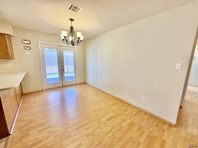 Building Photo - 2783 W 29th Ln
