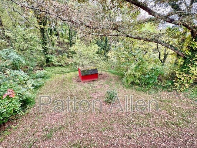 Building Photo - 14 Friendly Hollow