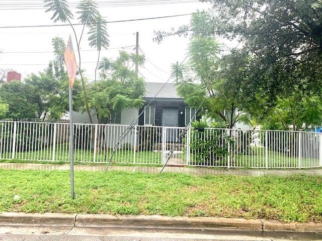 Building Photo - 4126 NW 3rd Ave