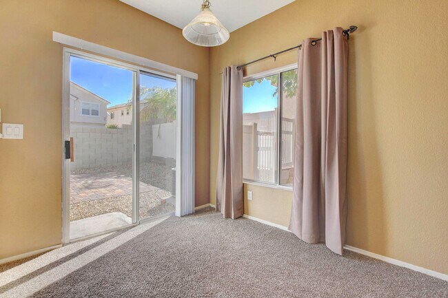 Building Photo - 2576 Velez Valley Way